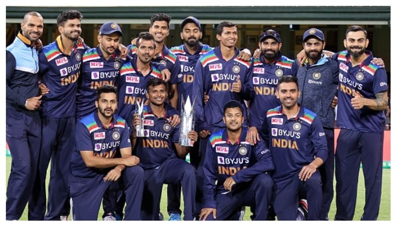 రోహిత్ శర్మ, రిషబ్ పంత్లు కూడా బరువు తగ్గి, ఫిట్నెస్ సాధించి... అద్భుతంగా రాణించడం వెనక భారత సారథి విరాట్ కోహ్లీ ఉన్నాడనేది కాదనలేని విషయం...