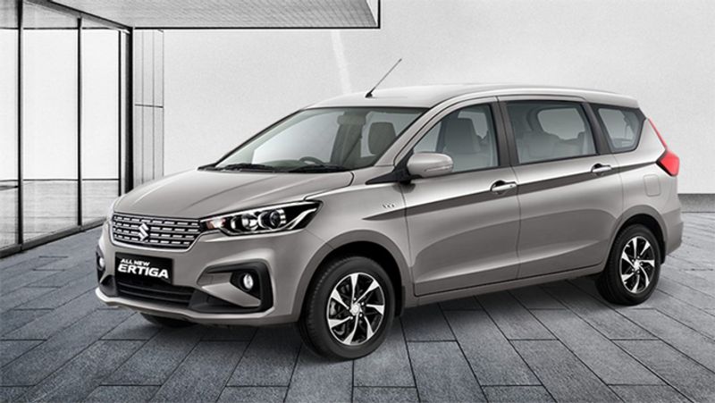 Maruti Suzuki Ertiga
मारुति ने अपनी 7-8 सीटर अर्टिगा का भी सीएनजी वर्जन पेश किया है। अर्टिगा करीब 26 किमी का माइलेज देती है और इसकी कीमत करीब 9 लाख रुपये से शुरु है।