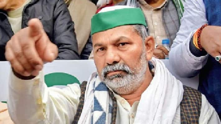 Farmer leader Rakesh Tikait asks media houses to join agitation, ...join us...else you'll also suffer-dnm Farmer leader Rakesh Tikait asks media houses to join agitation, ...join us...else you'll also suffer-dnm