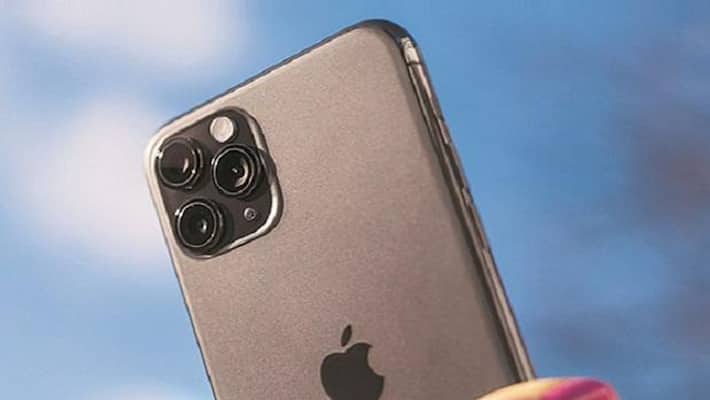 Apple must compensate customer for selling iPhone without charger Brazil judge gcw Apple must compensate customer for selling iPhone without charger Brazil judge gcw