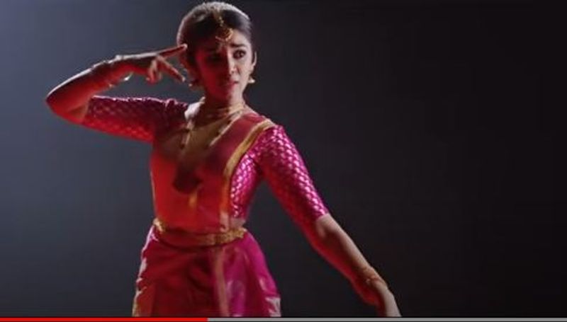 అబ్బురపరుస్తున్న కృతి శెట్టి నృత్యం.
