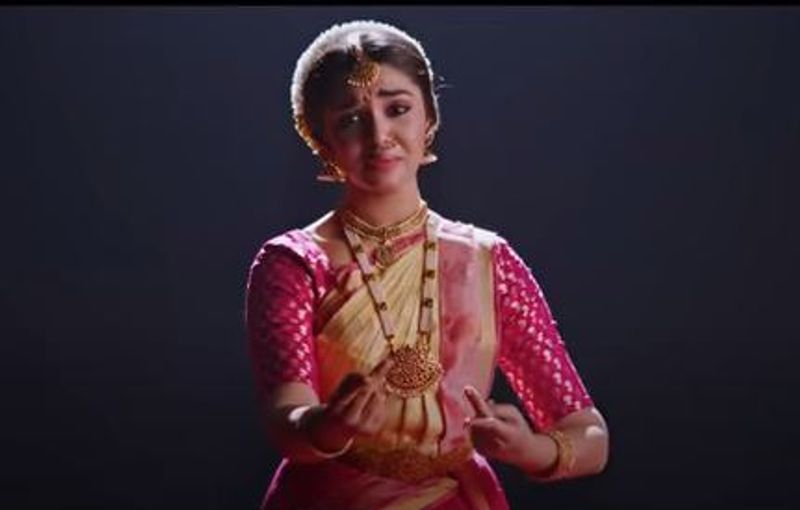 కృతి శెట్టి `ఈశ్వర` వీడియో సాంగ్ దృశ్యాలు.