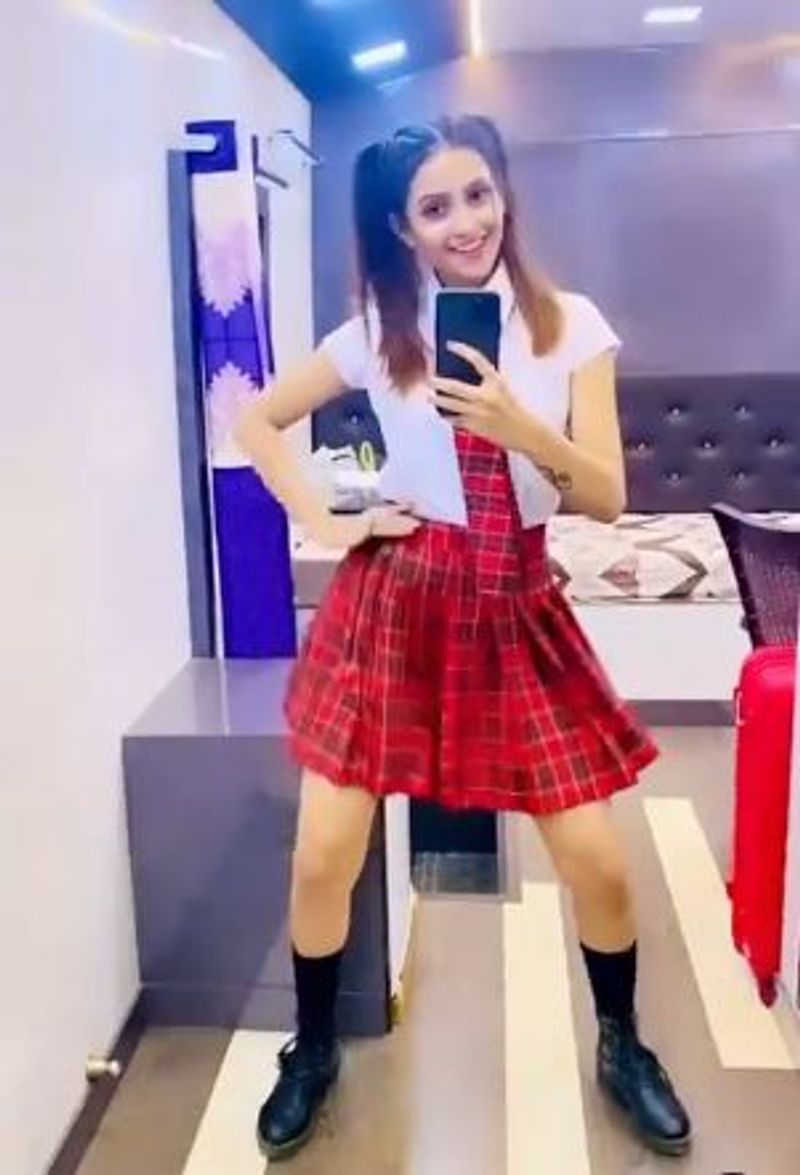 ఇక దీపికా పిల్లి `ఢీ` షోలో రష్మీకి దీటుగా రాణిస్తుంది. `క్వీన్` టీమ్కి లీడర్గా వ్యవహరిస్తుంది.