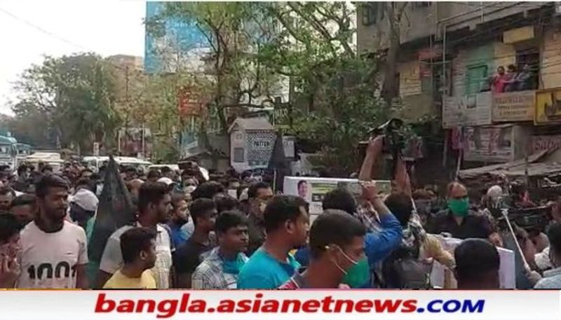 <p>ই মিছিল বেহালা ম্যানটন থেকে বেহালা ১৪ নম্বর হয়ে আবার বেহালা ম্যানটন এসে শেষ হয়। </p>