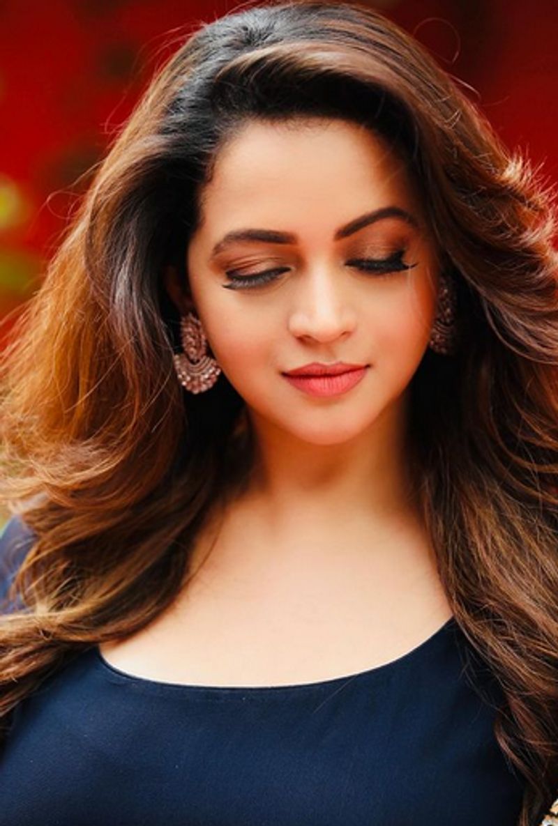 ഇൻസ്പെക്ടര് വിക്രം എന്ന സിനിമയാണ് ഭാവന നായികയായി ഏറ്റവും ഒടുവില് പ്രദര്ശനത്തിന് എത്തിയത്.