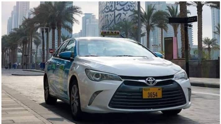 Dubai Hala taxi announced 3 minute arrival time campaign Dubai Hala taxi announced 3 minute arrival time campaign