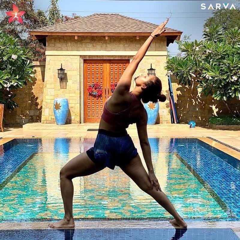 ಮಲೈಕಾ ಫಿಟ್ನೆಸ್ ಫ್ರೀಕ್ ಆಗಿದ್ದು ಮುಂಬೈನಲ್ಲಿ ದಿವಾ ಯೋಗ ಸ್ಟುಡಿಯೋ ನಡೆಸುತ್ತಿದ್ದಾರೆ