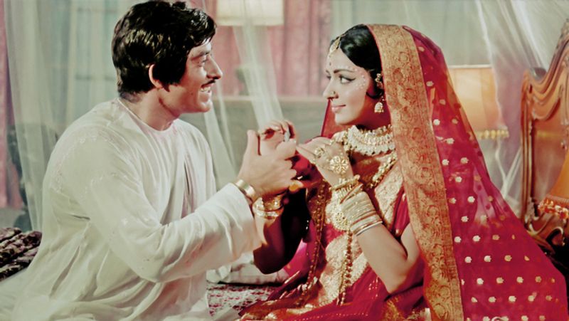 1991 में फिल्म लाल पत्थर रिलीज हुई थी। राजकुमार की हेमा मालिनी के प्रति दीवानगी का आलम ये था कि इस फिल्म में वैजयंतीमाला को हटवाकर उन्होंने हेमा को साइन करवा लिया था क्योंकि उस दौर में राजकुमार सुपरस्टार की श्रेणी में आते थे, जिनका कहा टालने की हिम्मत किसी में नहीं थी।