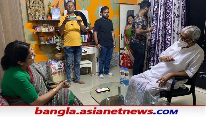 <p>শিশির অধিকারী বলেছেন, আমার বাড়িতে দল মত নির্বিশেষে সকলেরই অবারিত দ্বার। লকেট চাইলে উনি নিশ্চয়ই আসতে পারেন। আমি অন্য সকলের মতো তাঁকেও স্বাগত জানাবো।</p>