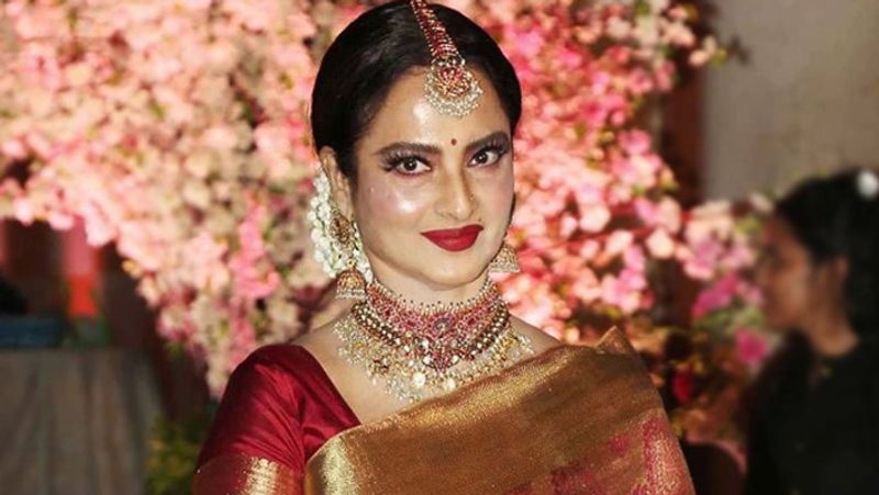 rekha faced terrible situation on shooting set bjc