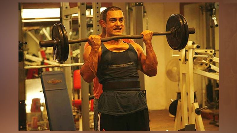 <p>এতেই আপত্তি আমিরের। তিনি আর নেবেন না পারিশ্রমিক। একটা শর্তেই তিনি তা নিতে রাজি হয়েছেন। </p>