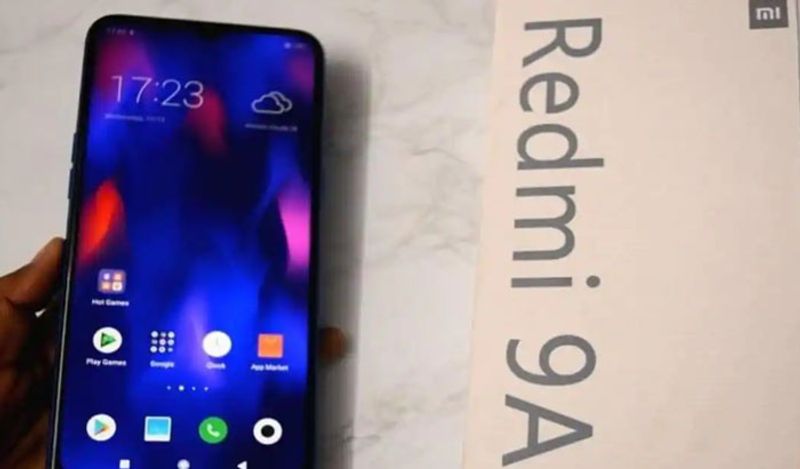 Amazon से आप इस फोन को मात्र 329 रुपए में खरीद सकते हैं। ये ऑफर आपको मिलेगा इंडसइंड बैंक क्रेडिट कार्ड पर। फोन के बेस मॉडल को आप इस बैंक के क्रेडिट कार्ड के जरिये मात्र 329 रुपए के इन्सटॉलमेंट में खरीद सकते हैं। 