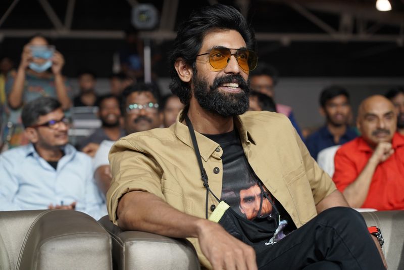 `శశి` ప్రీ రిలీజ్ ఈవెంట్ ఫోటోలు.