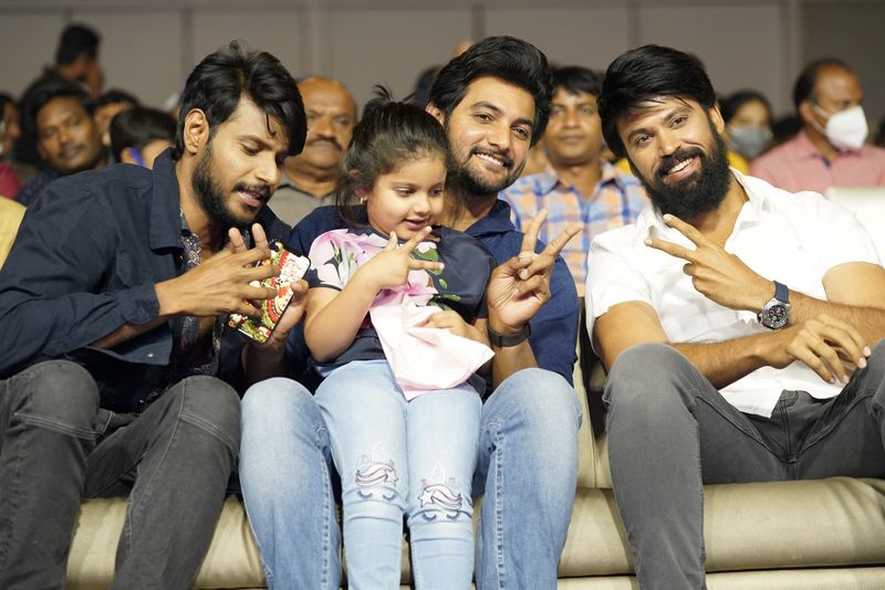 `శశి` ప్రీ రిలీజ్ ఈవెంట్ ఫోటోలు.