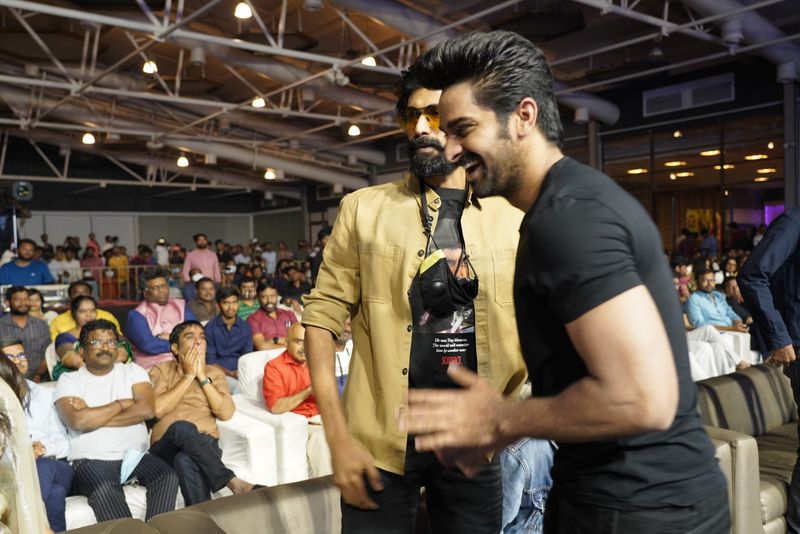 `శశి` ప్రీ రిలీజ్ ఈవెంట్ ఫోటోలు.