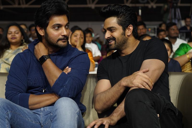 `శశి` ప్రీ రిలీజ్ ఈవెంట్ ఫోటోలు.