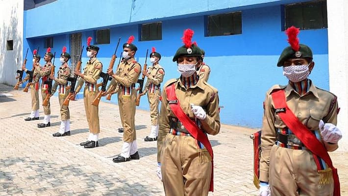 Defence Ministry sets up 15-member expert committee to review NCC; MS Dhoni, Anand Mahindra in panel-dnm Defence Ministry sets up 15-member expert committee to review NCC; MS Dhoni, Anand Mahindra in panel-dnm