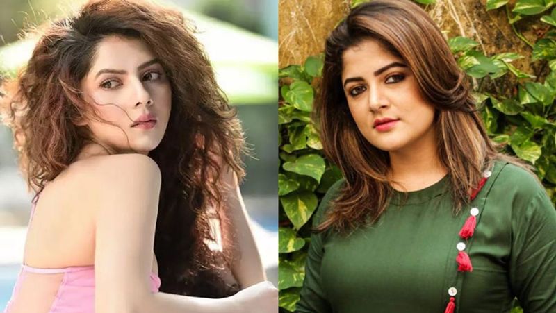 <p>সূত্রের খবর, বেহালা পশ্চিম থেকে প্রার্থী তালিকায় নাম থাকতে পারে শ্রাবন্তীর। যদিও তা এখনও স্পষ্ট নয়। তাই অনিশ্চয়তা থেকেই নিজেই কাজটা সেরে ফেলেছেন অভিনেত্রী।উল্লেখ্য, এর আগে বিজেপি প্রার্থী হওয়ার কথা বলেছিলেন পায়েল সরকার। বেহালা পূর্ব থেকে তিনি বিজেপির প্রার্থীও হয়েছেন। তবে কি নয়া ট্রেন্ডেই গা ভাসালেন অভিনেত্রী শ্রাবন্তী, বাড়ছে জল্পনা ।</p>
