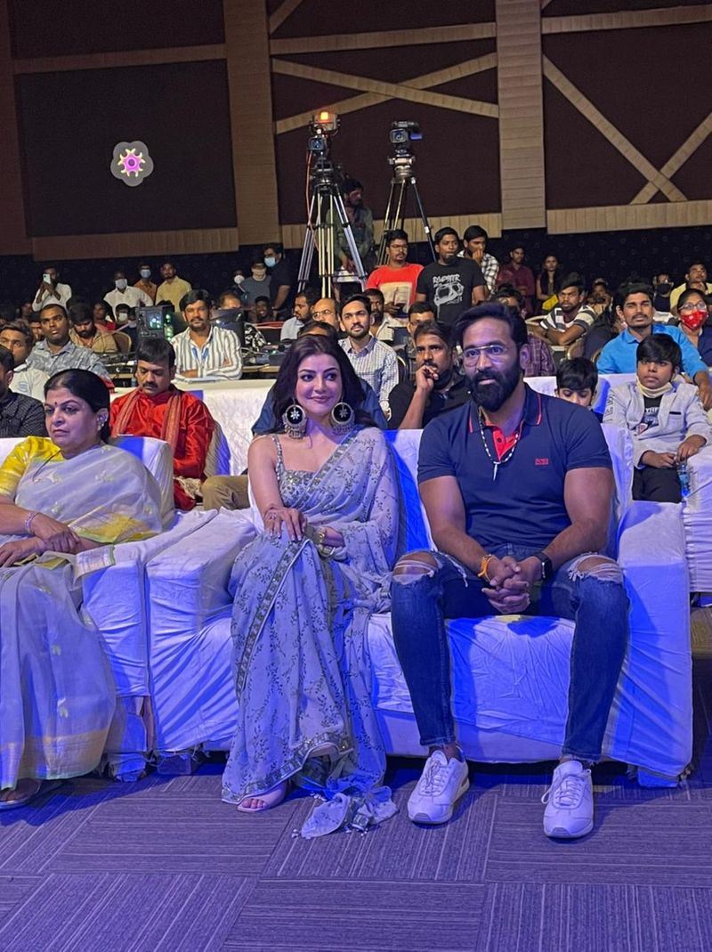`మోసగాళ్లు` ప్రీ రిలీజ్ ఈవెంట్ దృశ్యాలు.