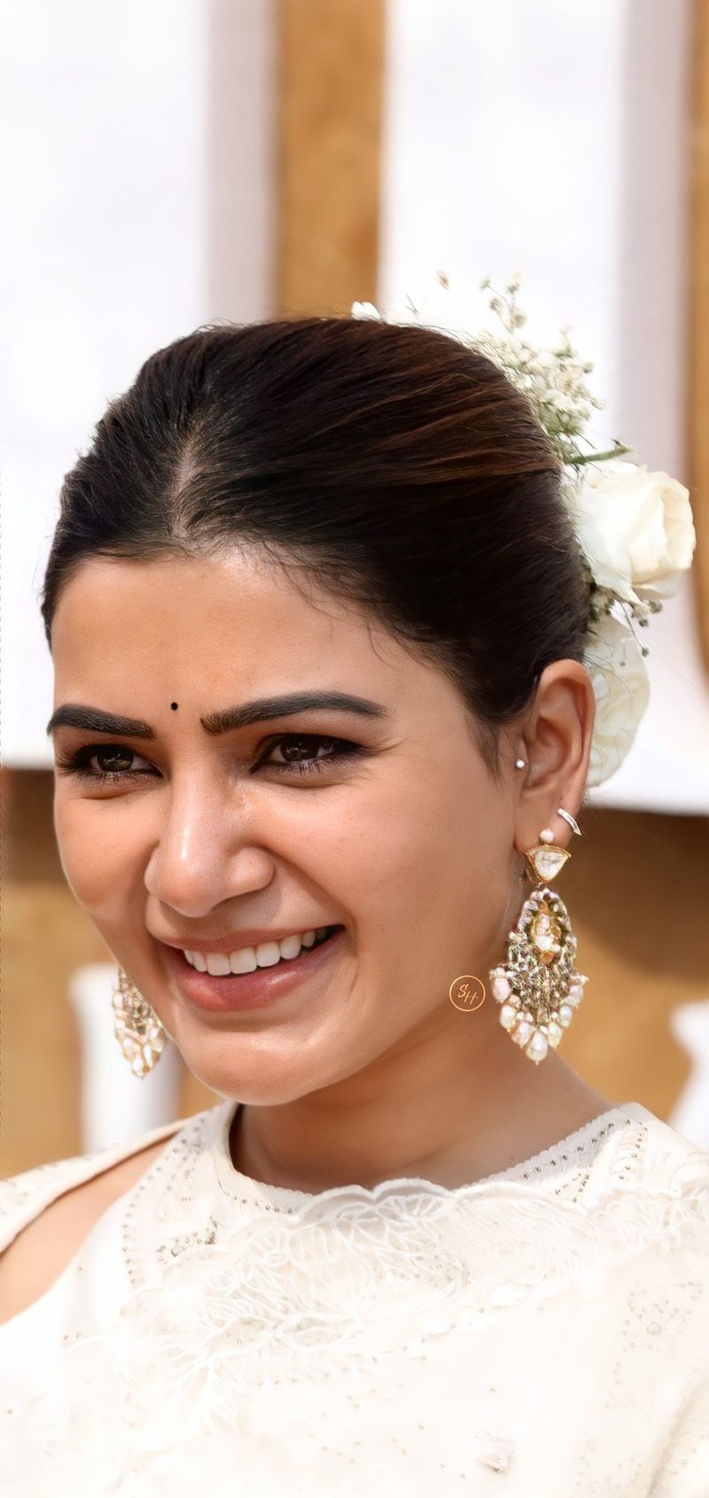 சமந்தா சிரிப்பே தனி அழகு தான் 