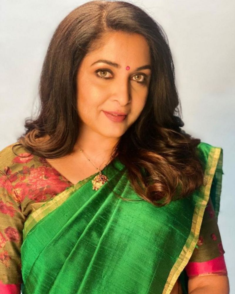 <p>ರಮ್ಯಾ ಅವರು ದೇಶದ ಬಹುತೇಕ ಎಲ್ಲ ಟಾಪ್ ನಟರೊಂದಿಗೆ ನಟಿಸಿದ್ದಾರೆ.</p>