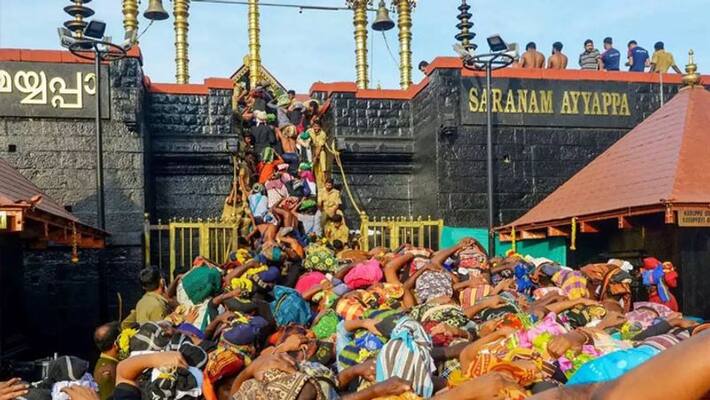 Sabarimala pilgrimage Devotees raise concern over mandatory online booking Sabarimala pilgrimage Devotees raise concern over mandatory online booking