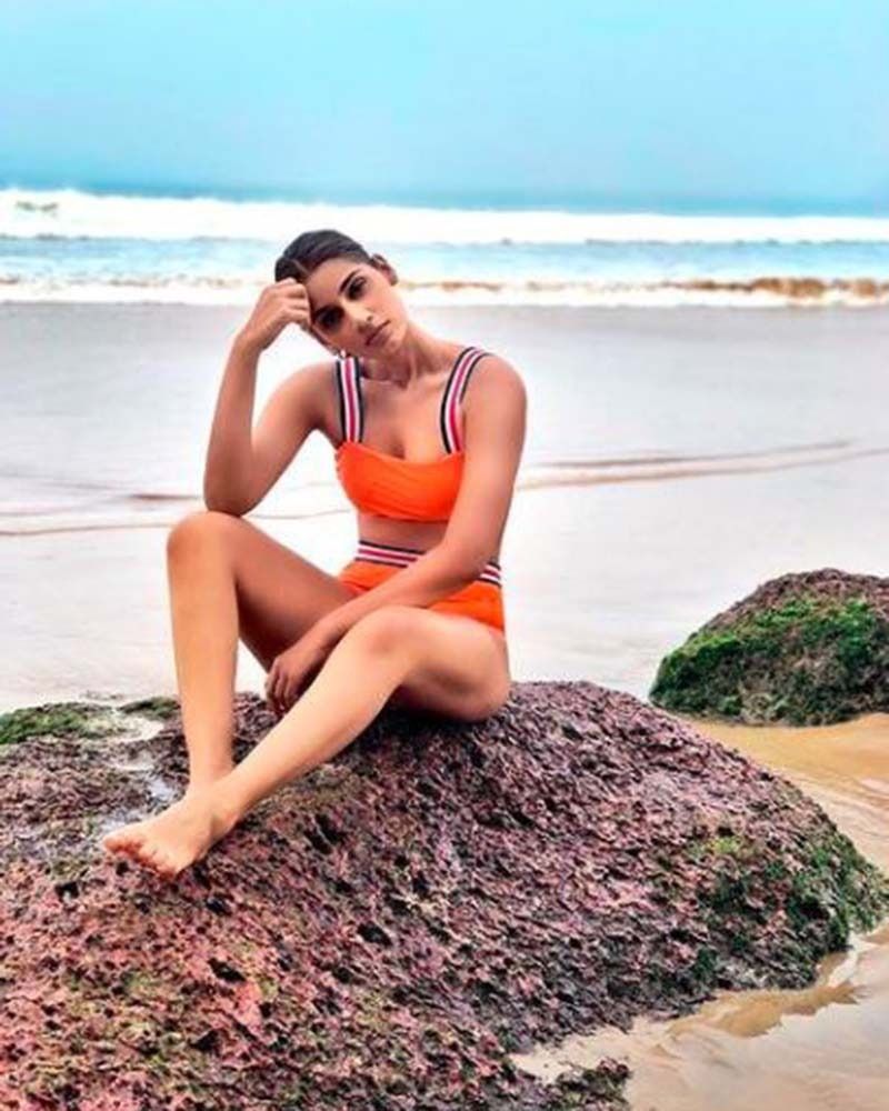 క్రికెటర్ జస్ప్రిత్ బుమ్రా, స్పోర్ట్స్ రిప్రెంజర్ సంజన గణేశన్ హాట్ ఇన్స్టాగ్రామ్ ఫోటోలు...