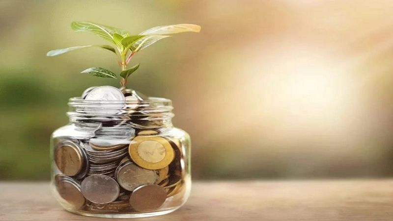 इस स्कीम का मेच्योरिटी पीरियड 15 साल का है। इसका मतलब है कि 15 साल के पहले इससे बाहर नहीं निकला जा सकता है। वहीं, मेच्योरिटी के बाद इसे 5-5 साल के लिए बढ़ाया जा सकता है। (फाइल फोटो)