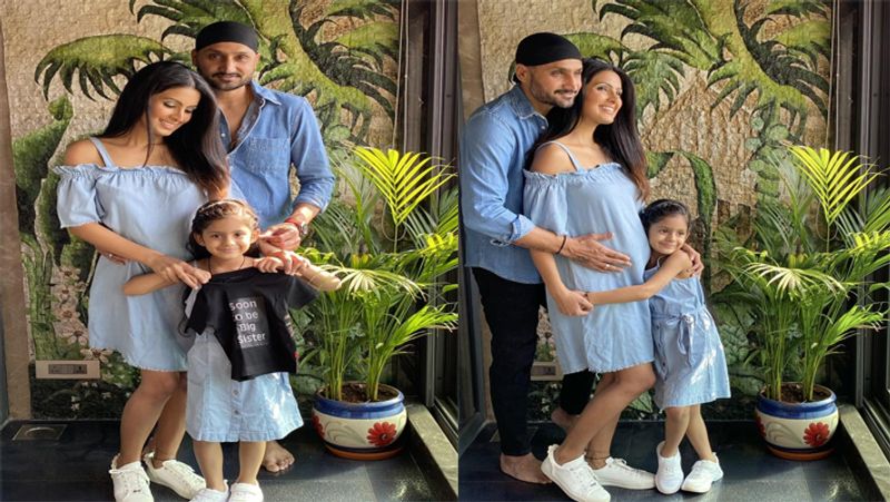 हाल ही में अपनी प्रेग्नेंसी की खबर शेयर करते हुए उन्होंने जो फोटो शेयर की है, उसमें भी उनकी बेटी एक छोटी सी टी शर्ट हाथ में पकड़े नजर आ रही हैं। जिसमें लिखा हुआ है, 'जल्द ही बड़ी बहन बनने वाली हूं।'