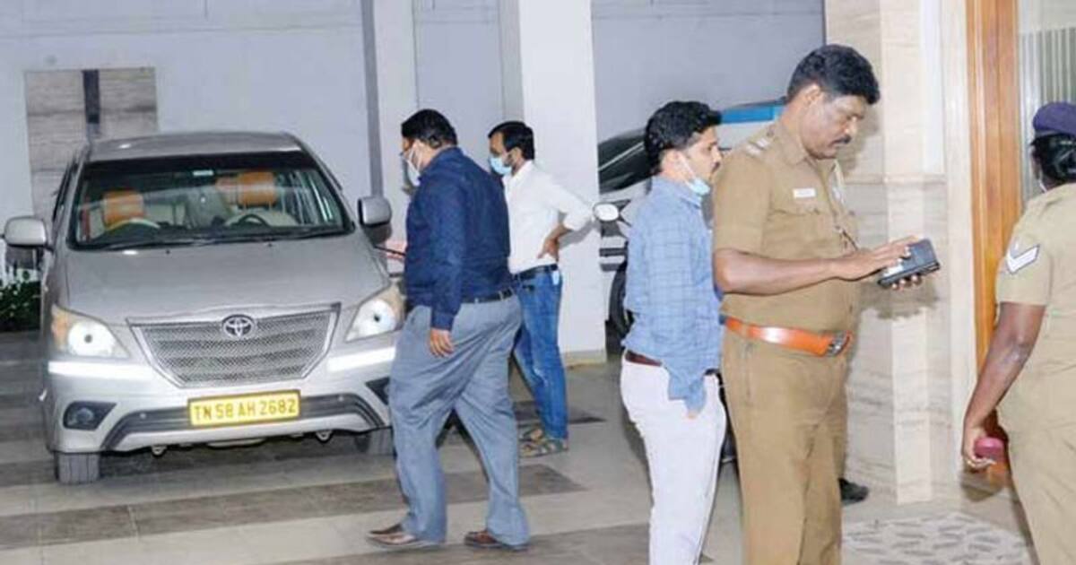 சென்னையில் மீண்டும் வருமான வரித் துறை சோதனை..! ரியல் எஸ்டேட் நிறுவனம் சுற்றி வளைப்பு