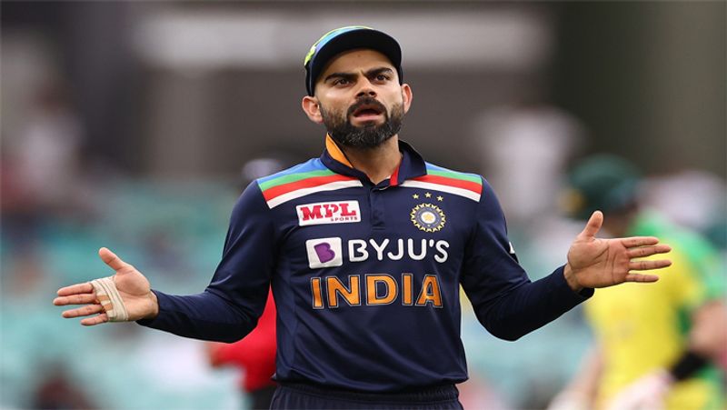 ‘బయటి చర్చ మొత్తం విరాట్ కోహ్లీ నాన్సెన్స్ అంటున్నాడు. ప్రజల మధ్య జరిగే పర్ఫామెన్స్ గురించి ప్రజలు మాట్లాడకూడదా? నువ్వు బాగా ఆడినప్పుడు నిన్ను పొగుడుతూ ప్రోత్సాహించిదే కూడా వీళ్లే...