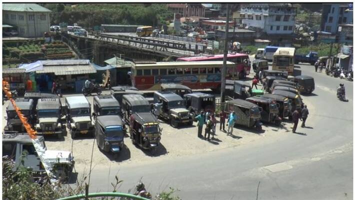 30 years of waiting for a bus stand in Munnar still continues says mariyappan 30 years of waiting for a bus stand in Munnar still continues says mariyappan