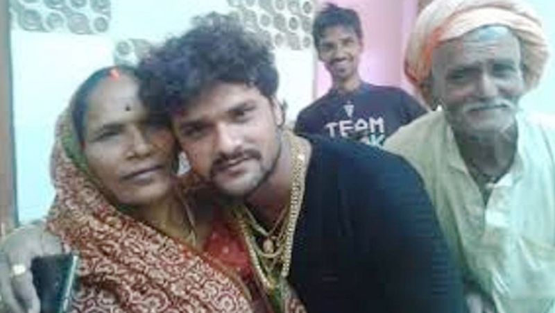 कभी एक फिल्म के लिए 10 हजार रुपए पाने वाले खेसारी लाल यादव अब एक मूवी के लिए 40-45 लाख रुपए चार्ज करते हैं। वहीं, एक्टर की सफलता को देखते हुए मेकर्स भी इस रकम को देने से पीछे नहीं हटते हैं।
