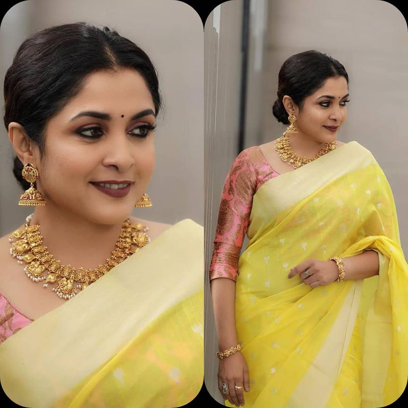 ఇక రమ్యకృష్ణ సోషల్ మీడియాలో యాక్టీవ్ గా ఉంటారు. తన లేటెస్ట్ ఫోటోలు, మనోభావాలు పంచుకుంటూ ఉంటారు.