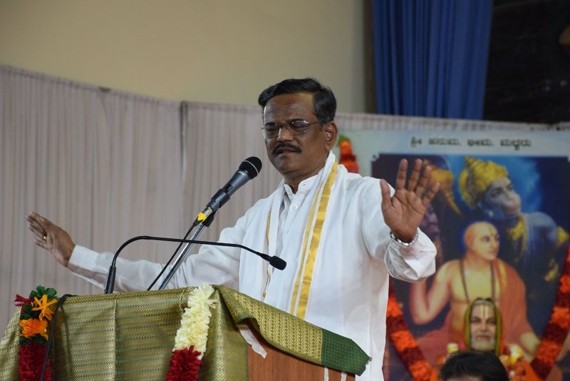 <p>ಗಂಗಾವತಿ ಪ್ರಾಣೇಶ್ ಮತ್ತು ಅವರ ತಂಡದಿಂದ ನಡೆದ ಹಾಸ್ಯಸಂಜೆ ಕಾರ್ಯಕ್ರಮ </p>