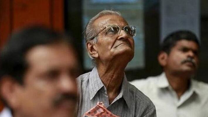 fixed deposit interest: Tax Saving FD for Senior Citizens: 10 banks Offer Highest Interest Rates fixed deposit interest: Tax Saving FD for Senior Citizens: 10 banks Offer Highest Interest Rates