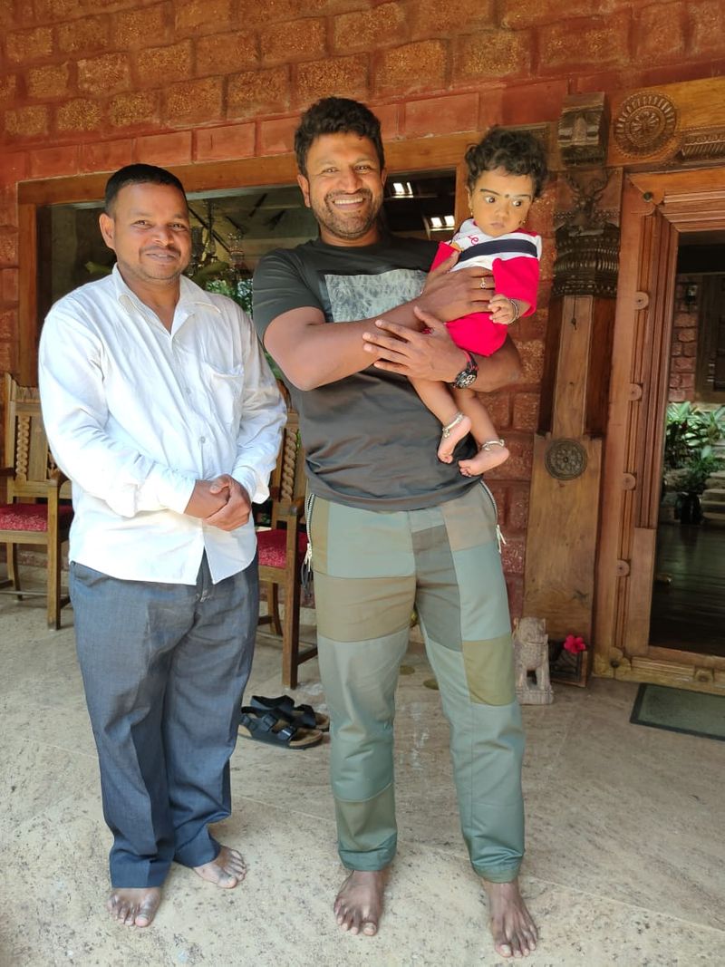 <p>ಪುನೀತ್ ಹುಟ್ಟಹಬ್ಬದ ಯುವರತ್ನ ಚಿತ್ರತಂಡ ಫೀಲ್ ದಿ ಪವರ್ ಹಾಡು ಬಿಡುಗಡೆ ಮಾಡಿದೆ. </p>