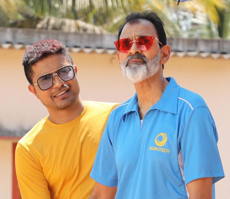 <p>ಆರೋಗ್ಯದ ಕೊಂಚ ಸಮಸ್ಯೆ ಇದ್ದರೂ ಮೂರು ದಿನದಿಂದ ಸತತ ಕ್ರಿಕೆಟ್ ಆಡ್ತಿದ್ದಾರೆ ಎಂದು ಪ್ರಥಮ್ ತಿಳಿಸಿದ್ದಾರೆ.</p>