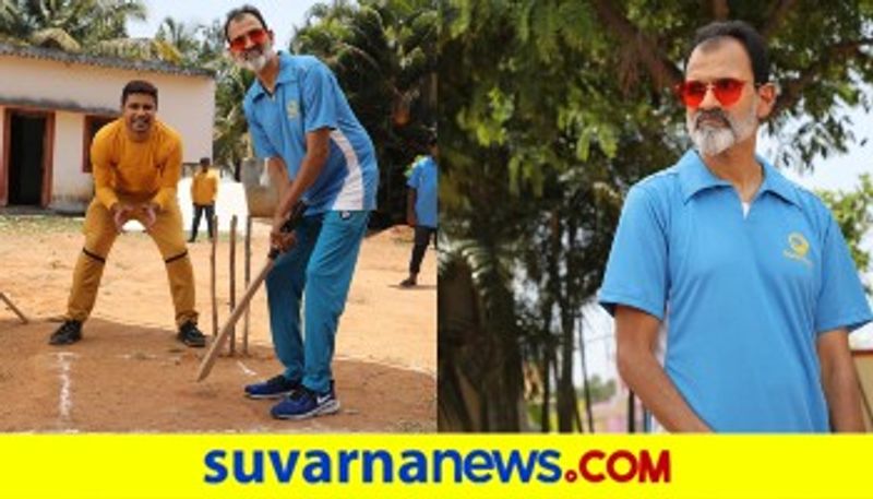<p>ರಾಘಣ್ಣನ ಆರೋಗ್ಯದ ಬಗ್ಗೆ ವಿಶೇಷ ಕಾಳಜಿ ವಹಿಸಿಕೊಂಡಿರುವ ಪವರ್ ಸ್ಟಾರ್ ಮೇಲಿಂದ ಮೇಲೆ ಕರೆ ಮಾಡಿ ವಿಚಾರಿಸಿಕೊಳ್ಳುತ್ತಿದ್ದಾರೆ.</p>