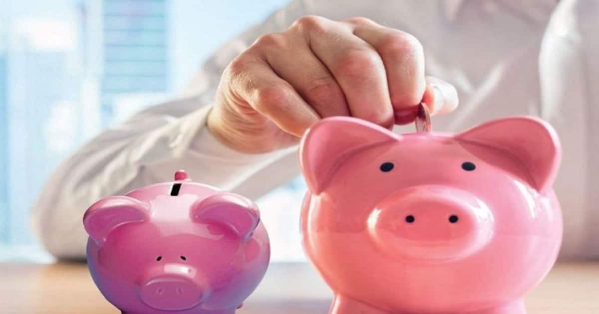 fixed deposit interest: பணத்தின் மதிப்பை அதிகப்படுத்துங்க! FD-யைவிட அதிக வட்டி தரும் அஞ்சலக திட்டம் தெரியுமா? 