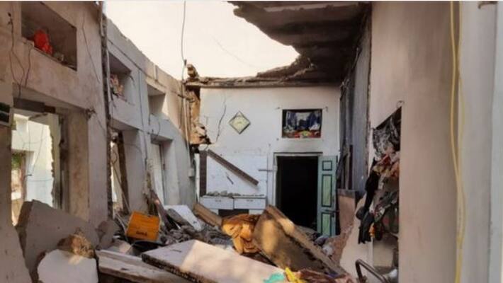 Gas cylinder explosion in Chittorgarh, roof of house collapsed; 3 people died asa Gas cylinder explosion in Chittorgarh, roof of house collapsed; 3 people died asa
