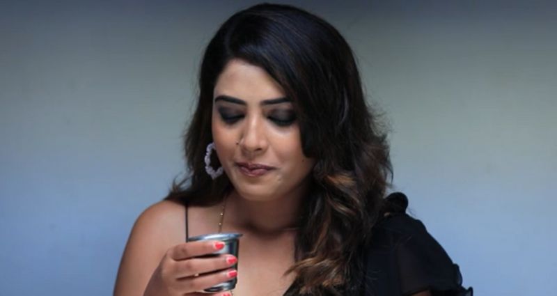 ಜನಪ್ರಿಯ ಧಾರವಾಹಿ ಕನ್ನಡತಿಯಲ್ಲಿ ವರಧಿನಿ ಅಭಿನಯಕ್ಕೆ ಸಂಬಂಧಿಸಿ ಸಾಕಷ್ಟು ಮೆಚ್ಚುಗೆ ವ್ಯಕ್ತವಾಗುತ್ತಿದೆ.