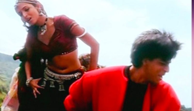 <p>সালটা ছিল ১৯৯৮, নব্বই দশকের সর্বাধিক জনপ্রিয়গান ছাইয়া ছাইয়া প্রকাশ্যে আসে। </p>