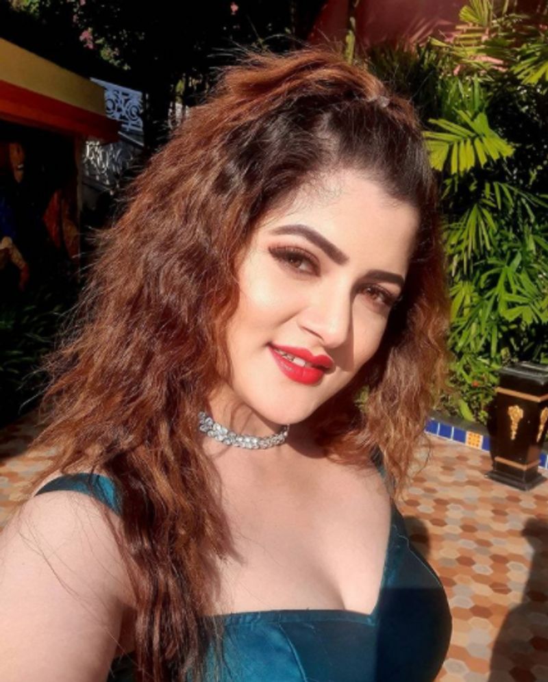 <p>ಮಾರ್ಚ್ 2 ರಂದು ಅವರು ಬಿಜೆಪಿಗೆ ಸೇರಿದ್ದರು ಮತ್ತು ಗುರುವಾರ ಪಕ್ಷದ ಅಭ್ಯರ್ಥಿಗಳಲ್ಲಿ ಒಬ್ಬರಾಗಿ ಘೋಷಿಸಲ್ಪಟ್ಟರು.</p>