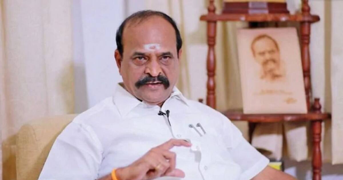 Kadambur Raju: தலைக்கு மேல் தொங்கிய கத்தி.. நிம்மதி பெருமூச்சு விடும்  முன்னாள் அமைச்சர் கடம்பூர் ராஜு.. !