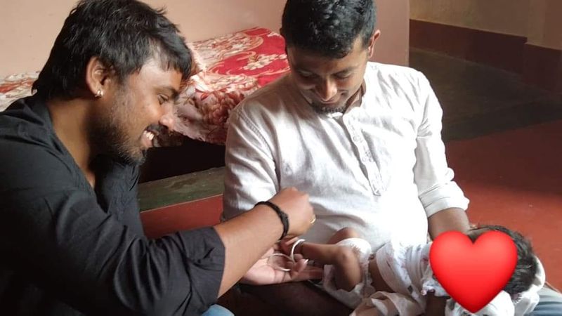 <p>ಮಗುವಿನ ಆರೈಕೆ ಹೇಗೆ ಎಂಬುದನ್ನು ಅಕ್ಷತಾ ಈ ಹಿಂದೆ ಹಂಚಿಕೊಂಡಿದ್ದರು. </p>