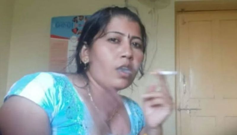 బెలగామ్ జిల్లా గోకాక్ తాలుకాలోని సింధికూర్ బేటా గ్రామంలో ఈ ప్రాథమిక ఆరోగ్య కేంద్రం ఉంది.