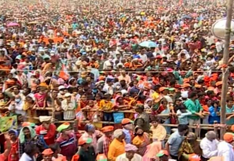 <p> শনিবার বিজেপি প্রার্থীর প্রচারে এবার রেল শহরে বিএনআর ময়দানেই সভা করতে এলেন প্রধানমন্ত্রী। মোদীর এই সভায় দেড় লক্ষ মানুষের জমায়েতের লক্ষ্যমাত্রায় রাজ্য বিজেপি।</p>