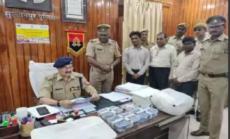 पुलिस पड़ताल में कई खुलासे हुए, अस्पताल के मालिक राजेश साहनी पिछले कई सालों से मां शारदा हॉस्पिटल यहां संचालित कर रहा है। बताया जा रहा है कि साहनी की यह अस्पताल रजिस्टर्ड नहीं है और यहां कोई भी प्रशिक्षित डॉक्टर काम नहीं कर रहा है। एक साल पहले ही उसने आठवी पास फर्जी डॉक्टर राजेंद्र शुक्ला को नौकरी पर रखा था। जबकि खुद अस्पताल संचालक 12वीं पास है।
