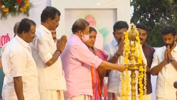 kerala assembly election 2021 V Muraleedharan campaign for shobha at kazhakootam kerala assembly election 2021 V Muraleedharan campaign for shobha at kazhakootam
